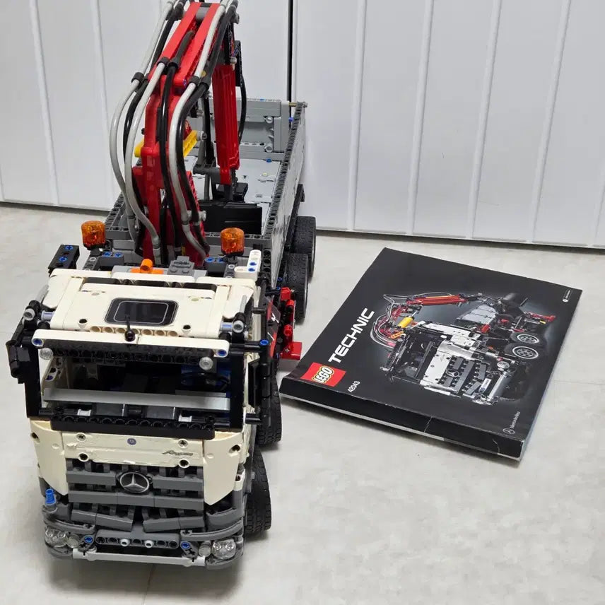 [BUNJANG] LEGO Technic 42043 Mercedes-Benz Arocs Truck / 레고 테크닉 42043 벤츠 아록스 트럭