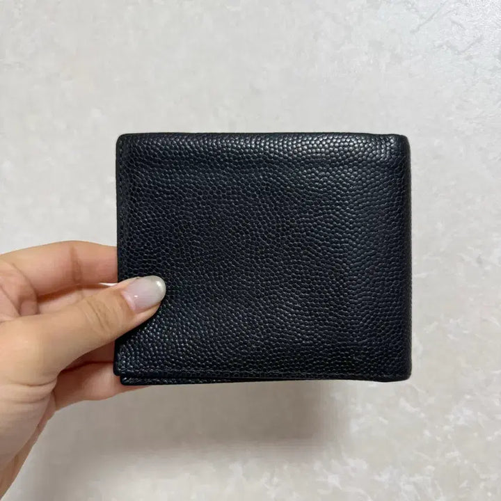 [BUNJANG] Salvatore Ferragamo Gancini Bi-fold Wallet Black / 페레가모 간치니 반지갑 남성 지갑 블랙