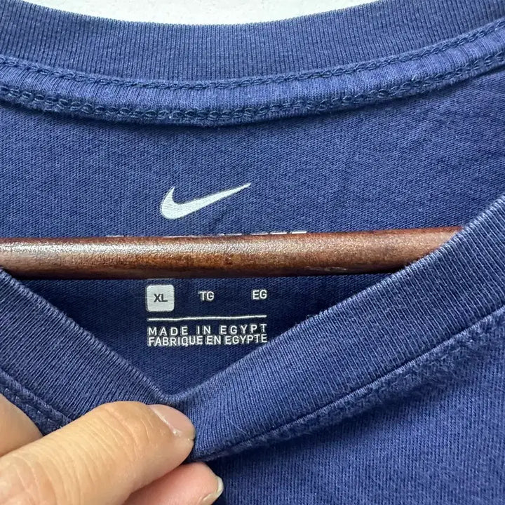 [BUNJANG] Nike Tottenham Hotspur Navy T-Shirt (Size 105) / [만원 아라비아빈티지]나이키 토트넘 홋스퍼 네이비 티셔츠 105