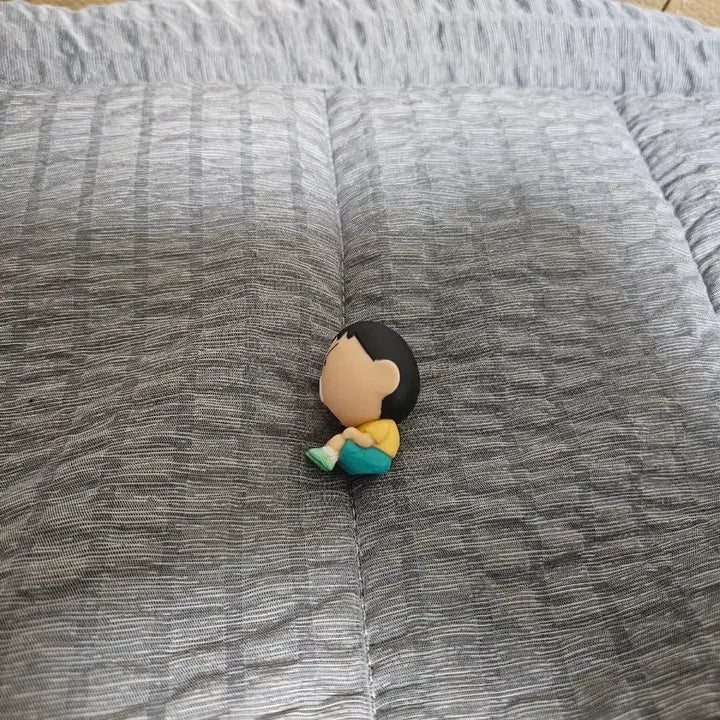 [BUNJANG] Goo-Man Sitting and Walking Figure / 맹구 엉덩이 걷기 피규어