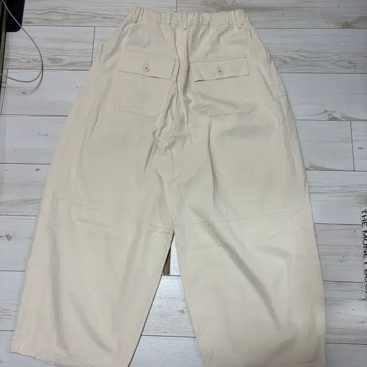 [BUNJANG] Prison Works Twill Balloon Pants Ivory XL / 프리즘웍스 트윌벌룬팬츠 아이보리 XL
