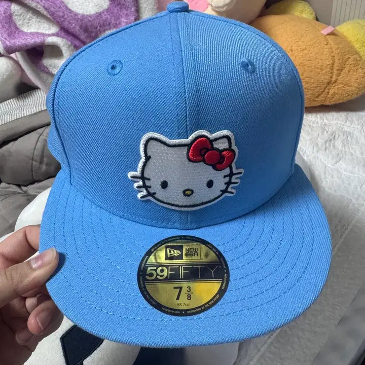 [BUNJANG] New Era x Hello Kitty Collaboration Snapback Hat Blue / 738 뉴에라x헬로키티 스냅백 블루