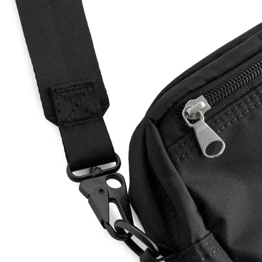 [BUNJANG] ARKET Nylon Mini Crossbody Bag / 아르켓 나이론 미니 크로스백