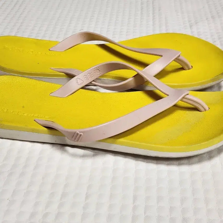 [BUNJANG] Melissa Ipanema Thong Sandals Yellow/Pink Size 250 / 멜리사 이파네마 쪼리 샌들 옐로우/핑크 250