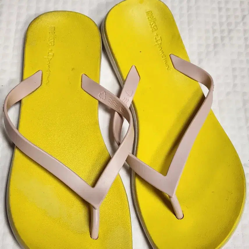 [BUNJANG] Melissa Ipanema Thong Sandals Yellow/Pink Size 250 / 멜리사 이파네마 쪼리 샌들 옐로우/핑크 250