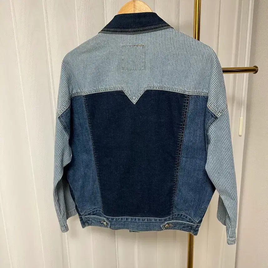 [BUNJANG] Luckychouette Trucker Denim Jacket / 럭키슈에뜨 트러커 데님 청자켓