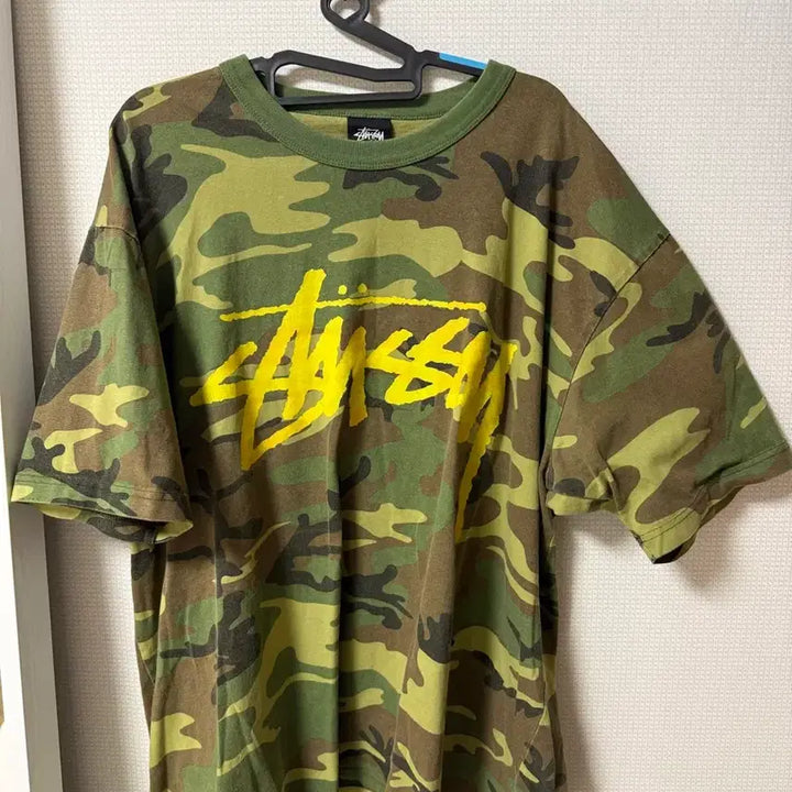 [BUNJANG] Stussy Stock Camo T-Shirt Yellow / 스투시 스탁 카모 티셔츠 카모 옐로우