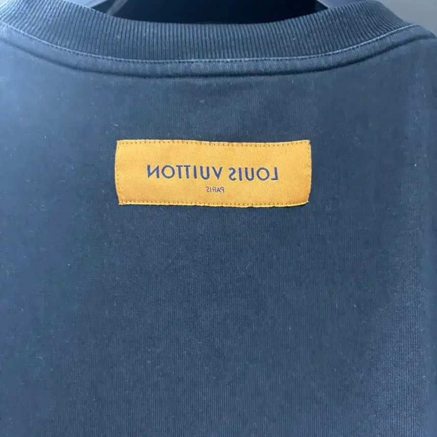 [BUNJANG] Louis Vuitton Black Short Sleeve T-Shirt / 루이비통 블랙 반팔 티셔츠