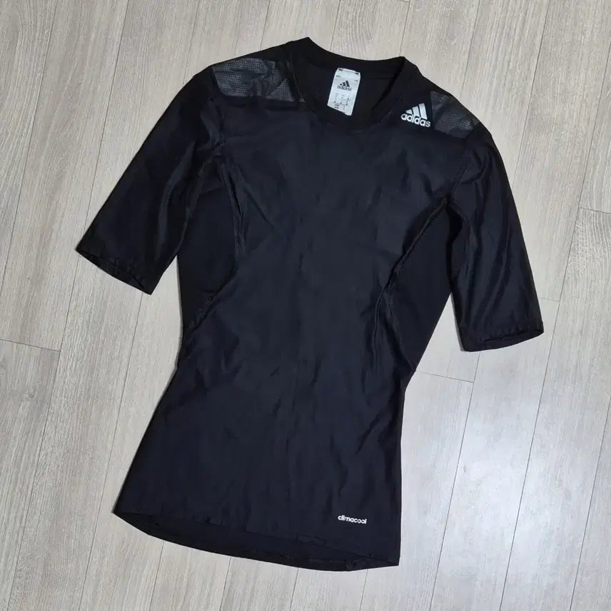 [BUNJANG] Adidas Techfit Short Sleeve T-Shirt - Medium / [M] 아디다스 테크핏 기능성 반팔티
