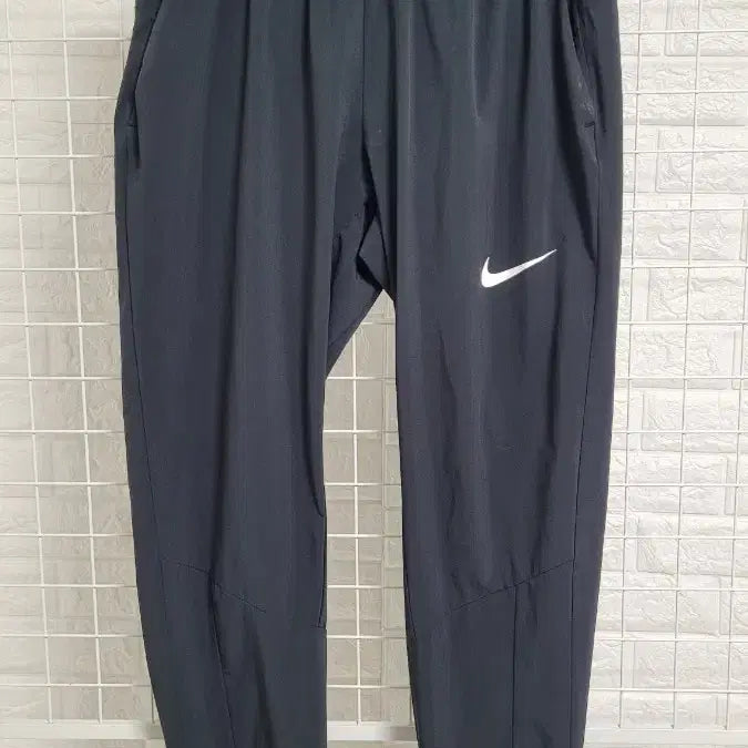 [BUNJANG] Nike Black Sportswear Spandex Running Pants M / [M]NIKE나이키 블랙 스포츠웨어 기능성스판덱스 러닝팬츠 M