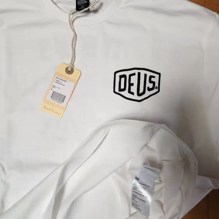 [BUNJANG] Deus Ex Machina White Long Sleeve XL / [새상품] 데우스 엑스 마키나 화이트 롱슬리브 XL