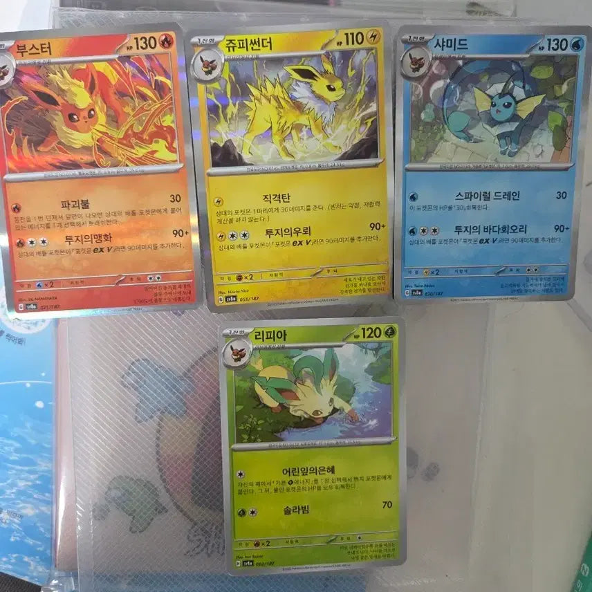 [BUNJANG] Pokemon Cards Booster, Jolteon, Vaporeon, Leafeon / 포켓몬 카드 부스터/쥬피썬더/샤미드/리피아