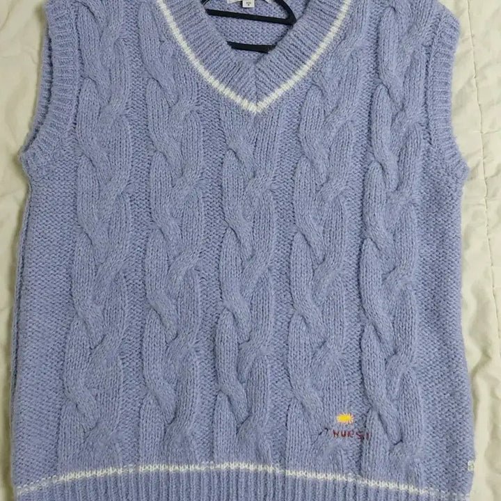 [BUNJANG] Thursday Island Knit Vest Sweater / 써스데이아일랜드니트베스트 스웨터조끼55~66