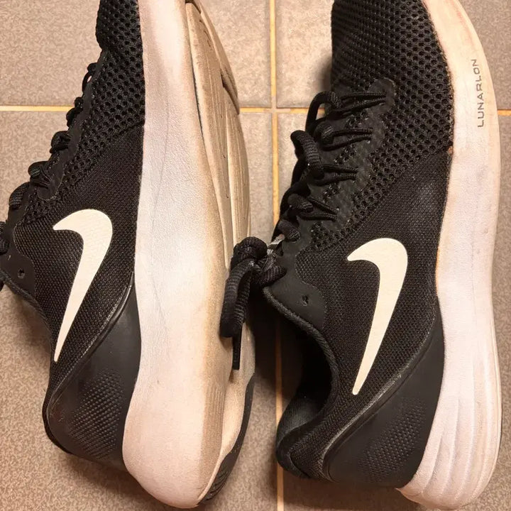 [BUNJANG] Nike Running Shoes Sneakers Black / 나이키 러닝화 운동화 블랙