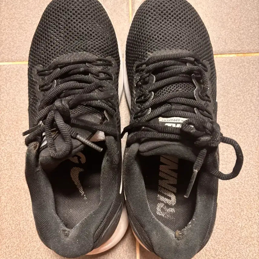 [BUNJANG] Nike Running Shoes Sneakers Black / 나이키 러닝화 운동화 블랙