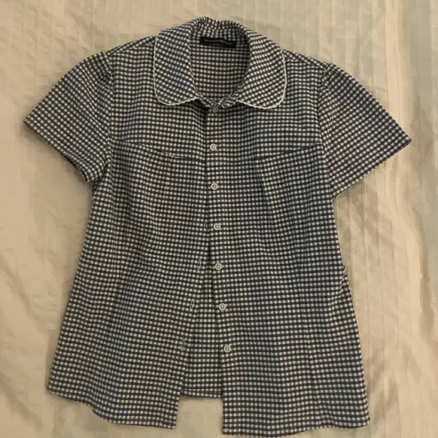 [BUNJANG] Brandy Melville Navy Check Short Sleeve Blouse / 브랜디멜빌 체크 반팔 블라우스 네이비