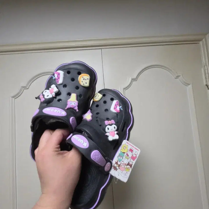 [BUNJANG] Cinnamoroll &amp; Kuromi Platform Clogs / 시나모롤 쿠로미 슬리퍼 크록스