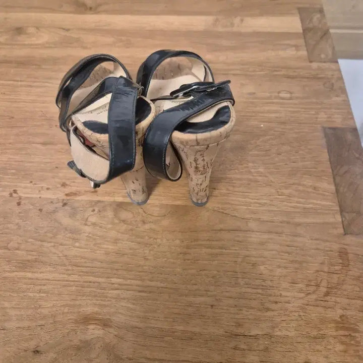 [BUNJANG] Christian Louboutin Black Wedge Heel Sandals / 크리스찬 루부탱 블랙 웨지힐 샌들