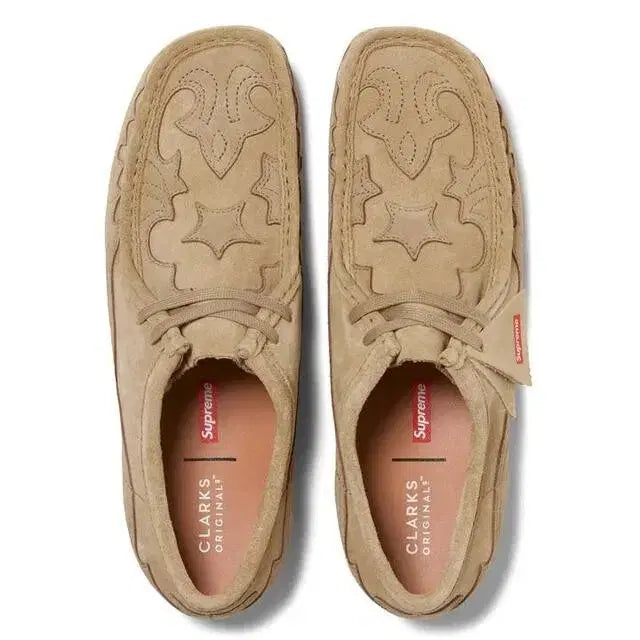 [BUNJANG] Supreme Clarks Wallabee Tan Suede Loafers UK 8 / 슈프림 클락스 Wallabee Tan 스웨이드 uk8 265mm 새제품