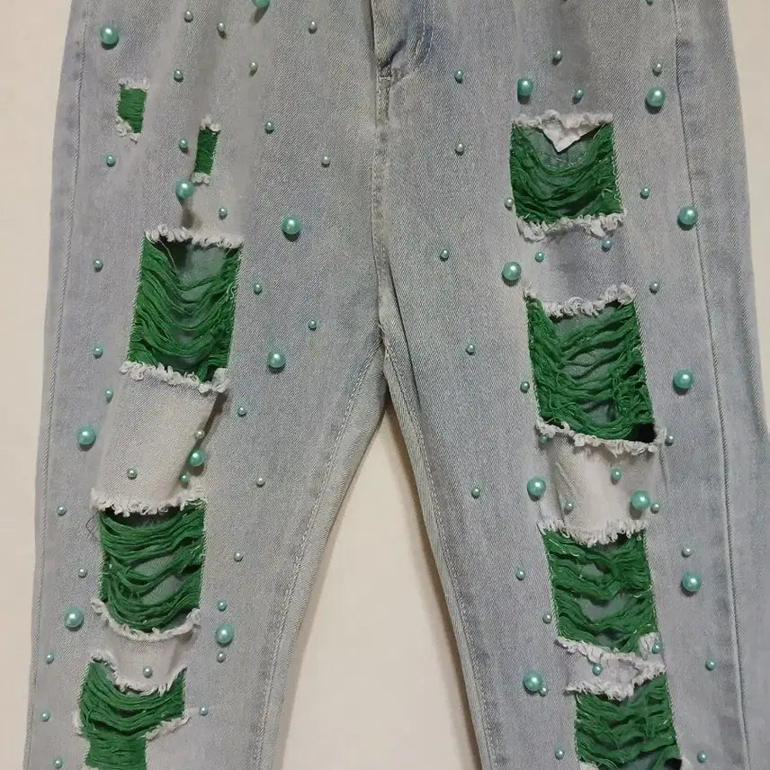 [BUNJANG] Distressed Pearl Detail Jeans / 데미지 진주 포인트 청바지 29~30