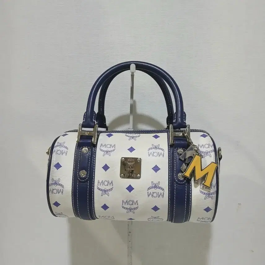 [BUNJANG] MCM Cylindrical Tote Bag Leather / MCM 원통형 토드백