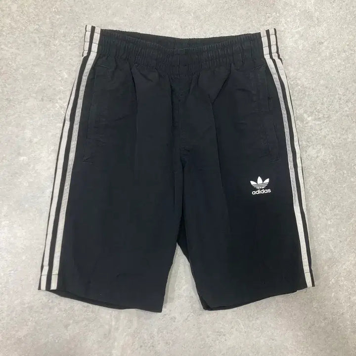 [BUNJANG] Adidas Nylon Shorts / adidas 아디다스 나일론 반바지
