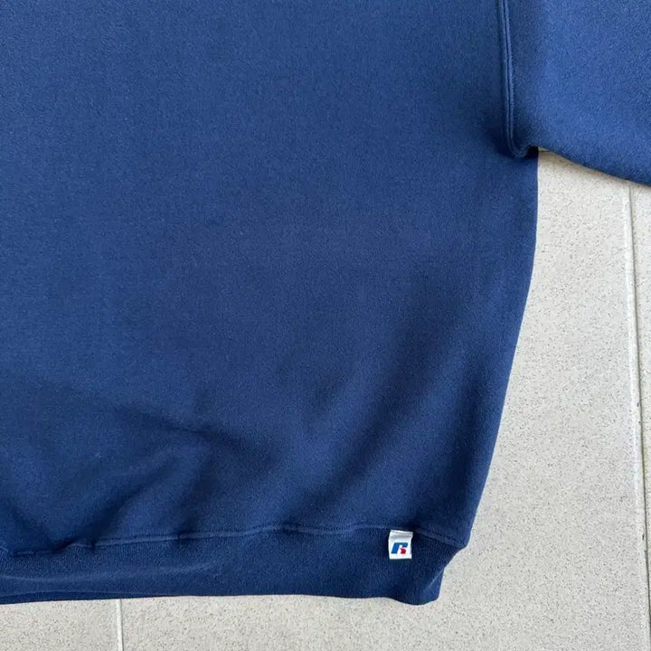 [BUNJANG] 00s Russell Athletic Sweatshirt Navy L / 00s 빈티지 러셀 스웻셔츠 네이비 L