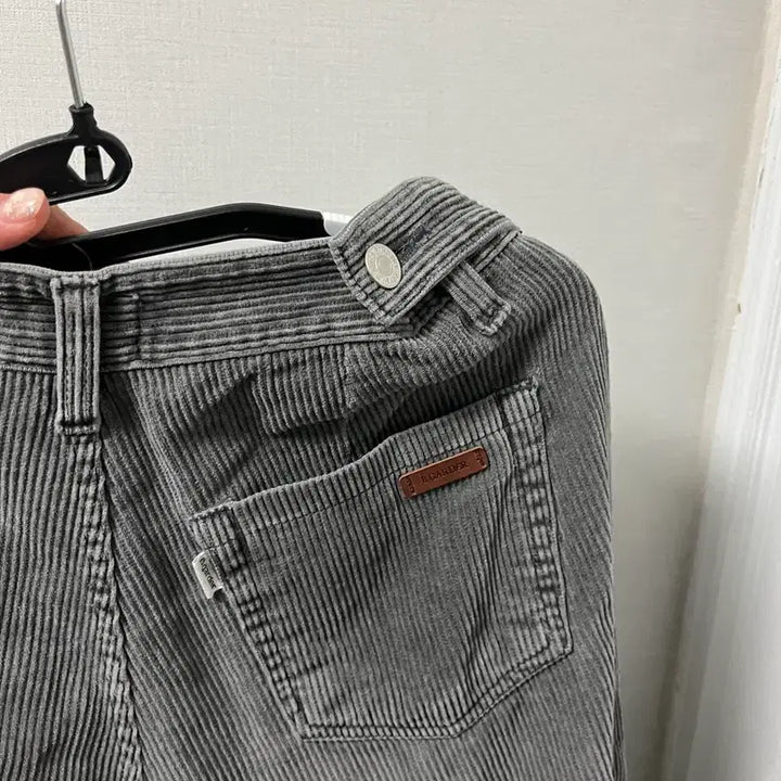 [BUNJANG] Corduroy Pants / 골덴팬츠
