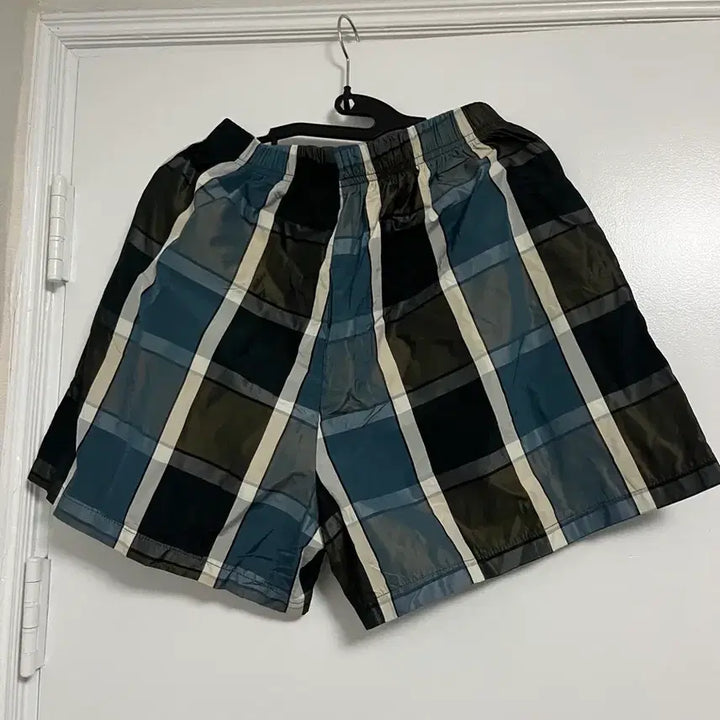 [BUNJANG] Checkered Shorts (New) / 체크반바지(새상품)