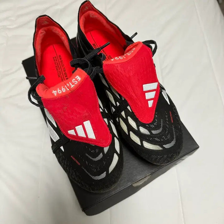 [BUNJANG] Adidas Predator 26 Football Boots Size 250 / 아디다스 프레데터 26