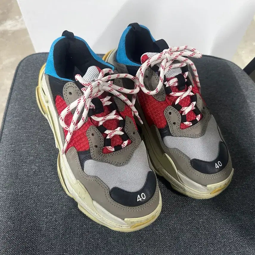 [BUNJANG] Balenciaga Triple S Multi Color Sneakers Size 40 / 발렌시아가 트리플S 멀티 40사이즈 스니커즈