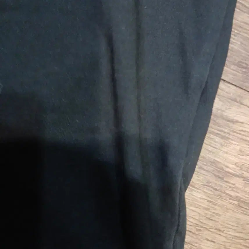 [BUNJANG] National Geographic Black Short Sleeve T-Shirt / 내셔널지오그래픽 검정 반팔 티셔츠