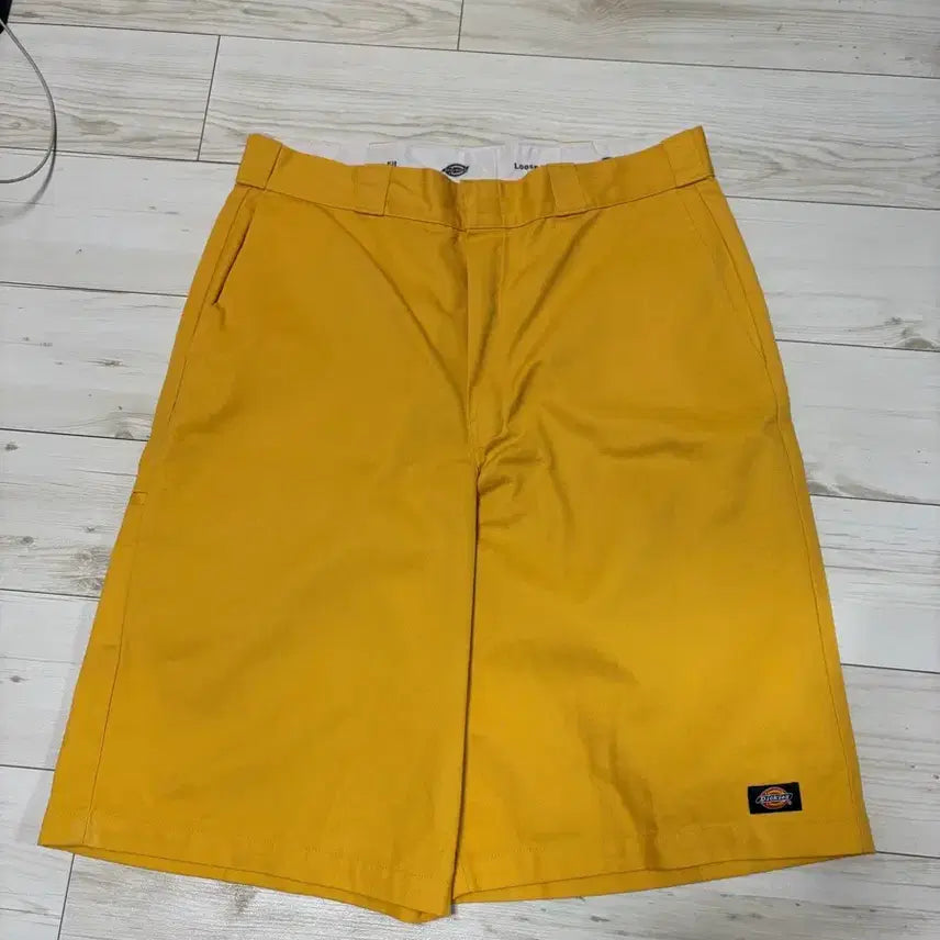 [BUNJANG] Dickies Loose Fit Shorts Mustard Yellow Size 36 / 디키즈 루즈핏 쇼츠 옐로우 머스타드 36사이즈