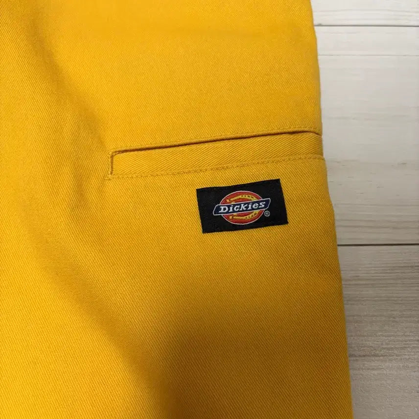 [BUNJANG] Dickies Loose Fit Shorts Mustard Yellow Size 36 / 디키즈 루즈핏 쇼츠 옐로우 머스타드 36사이즈