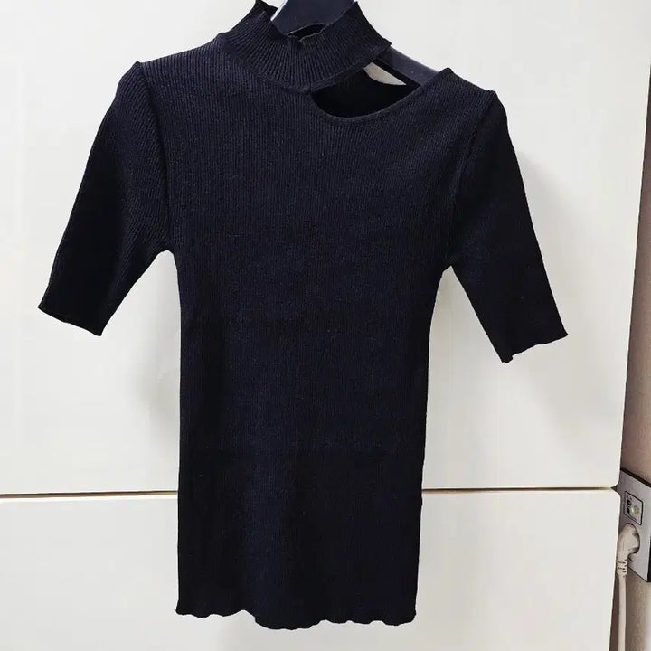 [BUNJANG] Egoist Ribbed Cut-out Short Sleeve T-Shirt Size 55 / 에고이스트 골지티 55