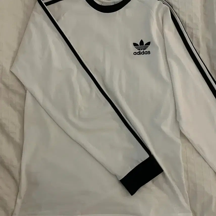 [BUNJANG] Adidas Unisex Long Sleeve T-Shirt / 아디다스 남녀공용 롱슬리브 티