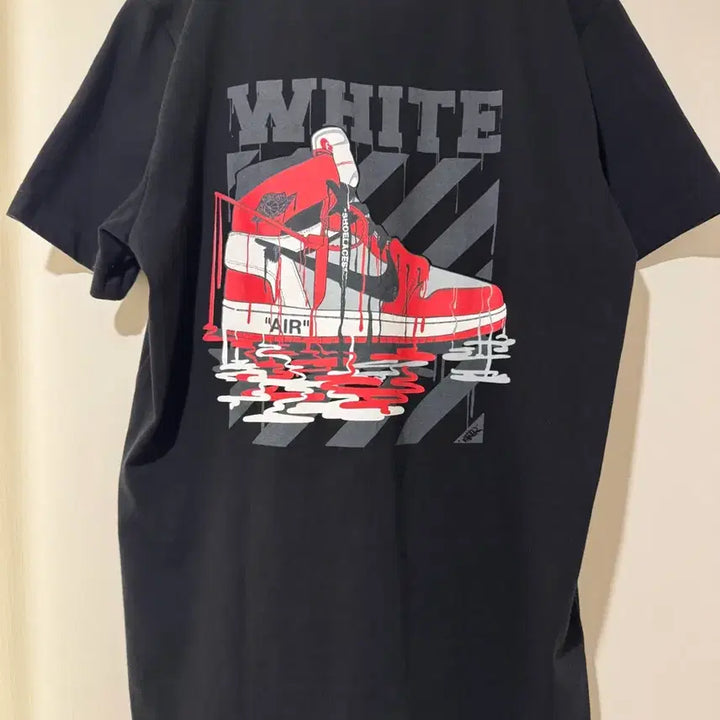 [BUNJANG] Off-White x Air Jordan Illustrated Graphic T-Shirt Black / 오프화이트 에어 조던 일러스트 반팔티