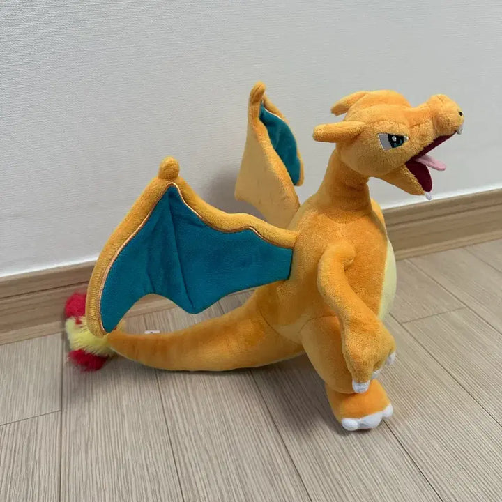 [BUNJANG] Pokemon Charizard Plush Toy / 포켓몬스터 리자몽 인형