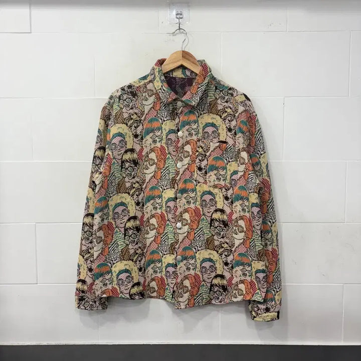 [BUNJANG] Graphic Embroidered Shirt Jacket / 그래픽 자수 셔츠 자켓