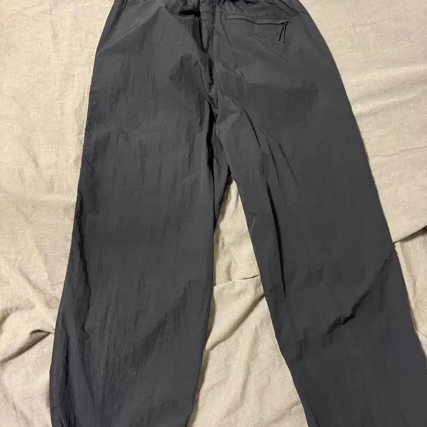 [BUNJANG] Moif Uniform Jogger Pants Black / 모이프 유니폼팬츠 1