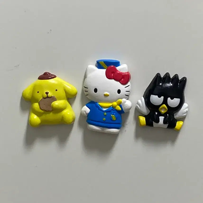 [BUNJANG] Vintage Sanrio Kitty, Pompompurin, Badtz-Maru Magnet Set / 고전 산리오 키티 폼푸 바츠 마그넷 세트