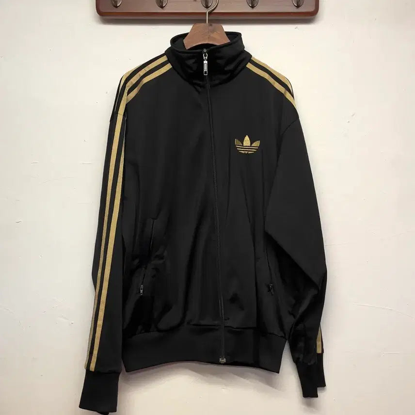[BUNJANG] Adidas Firebird Track Jacket / 아디다스 파이어버드 검금 져지 자켓