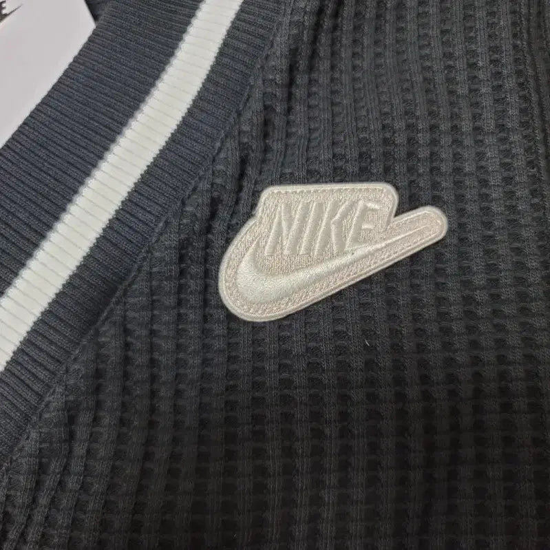 [BUNJANG] Nike V-Neck Vest Black XL / 나이키 V넥 조끼 블랙 새상품 XL