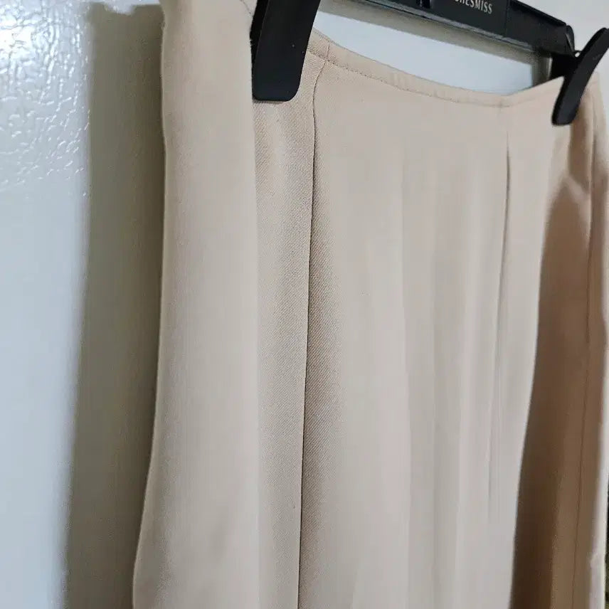 [BUNJANG] Roem Skirt Beige Summer Midi Skirt Size 55 / 로엠 스커트 치마