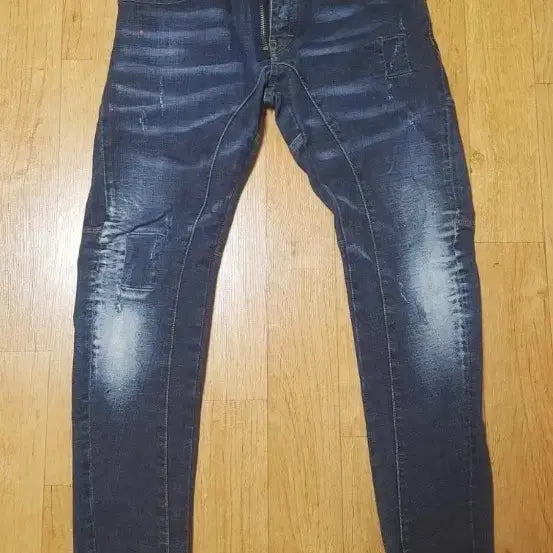 [BUNJANG] DSQUARED2 Wash Damage &amp; Painting Span Jeans / (새상품급 ~정품)디스퀘어드2 워싱 데미지&amp;페인팅 스판 청바지,33~34
