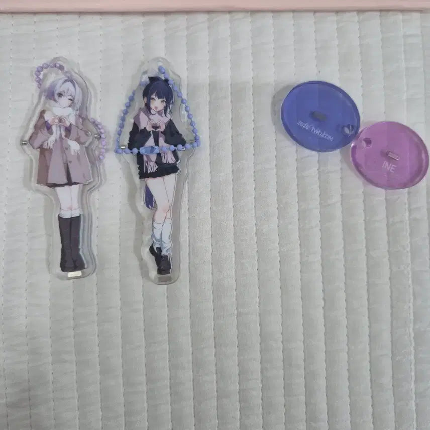 [BUNJANG] Isekai Idol Calendar + File + Acrylic Keyring Set / 이세계아이돌 굿즈 캘린더+파일+아크릴 키링