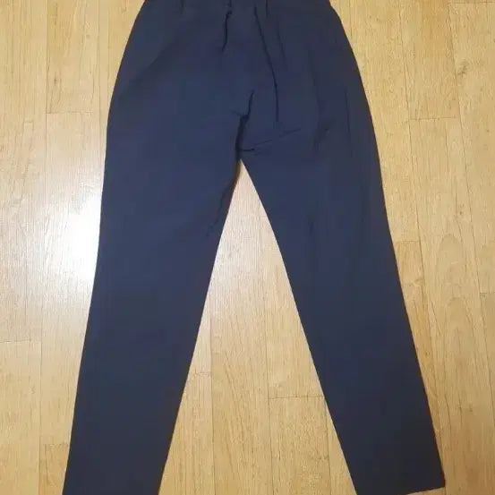 [BUNJANG] Hazzys Functional Thin Ice Cooling Woven Training Pants (Navy, 30-inch) / (새상품급) 헤지스 기능성 얇은 아이스 쿨링 우븐 트레이닝 바지,30인치