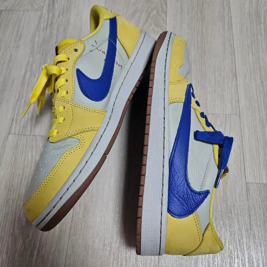 [BUNJANG] Air Jordan 1 Retro Low Travis Scott Canary / 조던1 트래비스스캇 레트로 로우 카나리 275