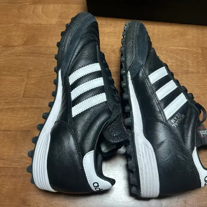 [BUNJANG] Adidas Copa Mundial Team Soccer Cleats (Size 255) / 아디다스 코파 문디알팀 255