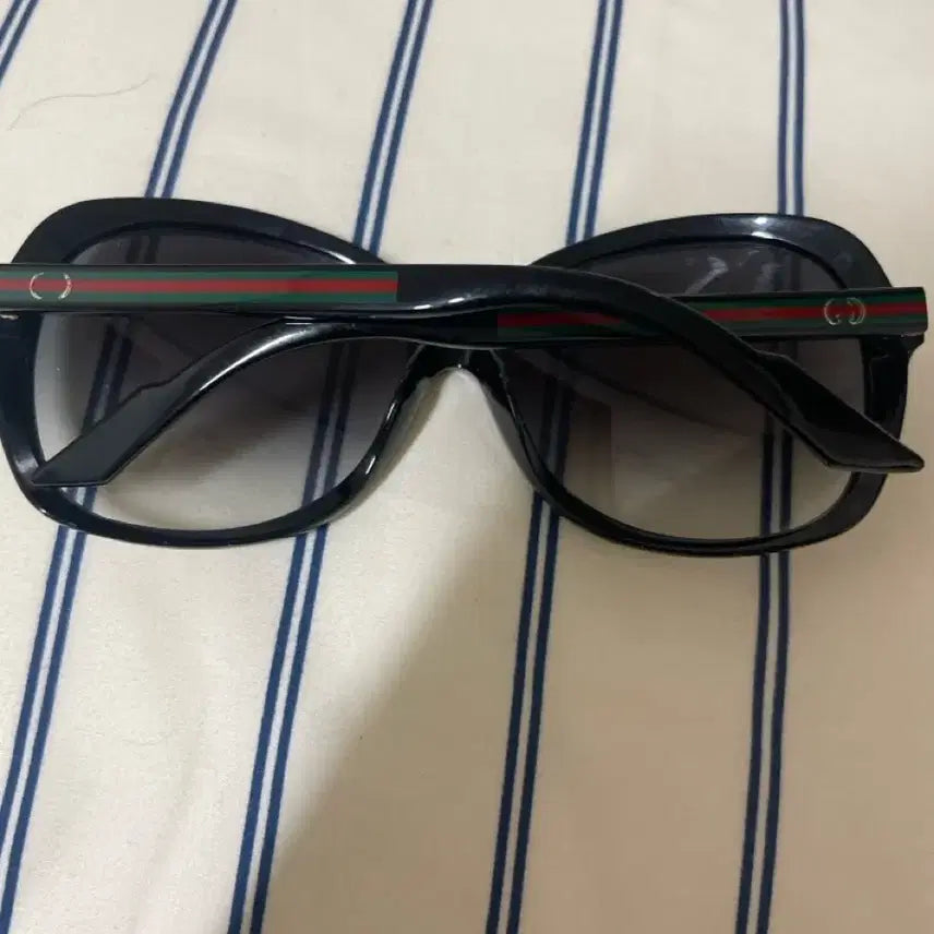 [BUNJANG] Gucci Card Holder &amp; Sunglasses Set / 구찌 카드지갑,구찌 선글라스 판매합니다